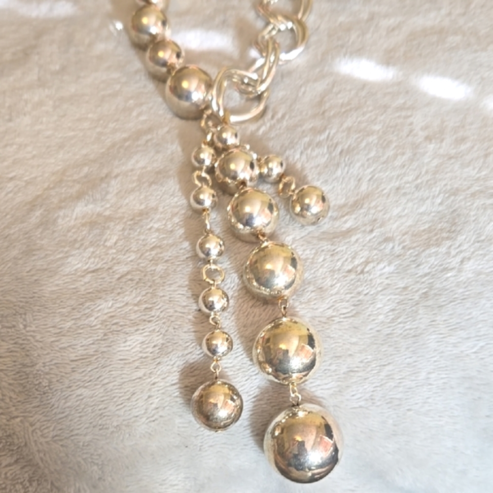 #186 Elegant Silver Tone Necklace #186 - Picture 4 of 4